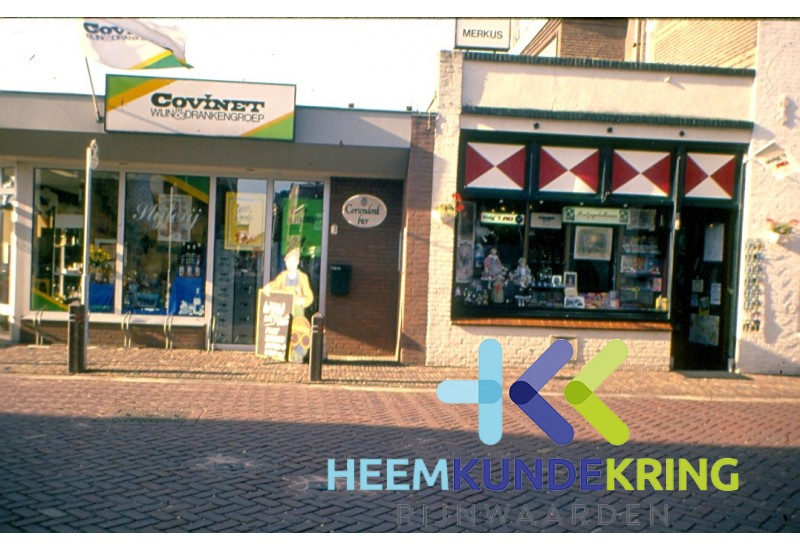 09-1994 Rijnstraat boekhandel Merkus F00002056